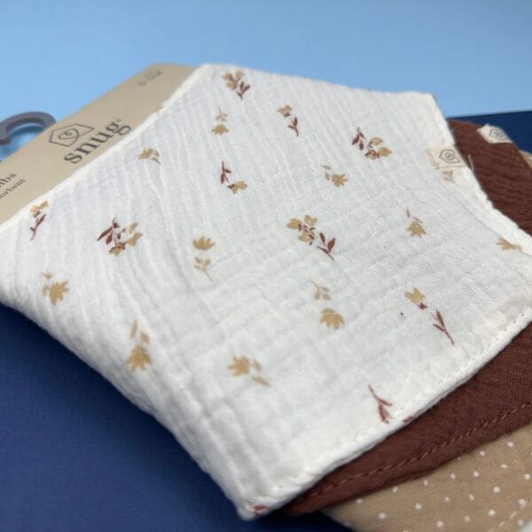 Set de 5 baberos tipo bandana suaves y absorbentes