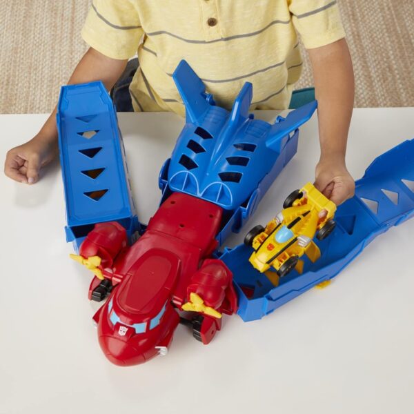 Transformers Optimus Prime Jumbo Jet Playset con Pista de Carreras y Figura de Bumblebee, Juguete Convertible de 15 Pulgadas, para Niños de 3 Años en Adelante