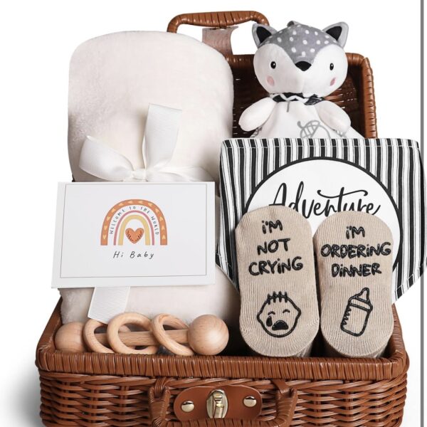 iAOVUEBY Set de Regalo para Baby Shower – Cesta de Esenciales para Bebés, Ideal para Niñas y Niños. Incluye Cobija, Manta de apego, Babero, Calcetines y Sonajerl.