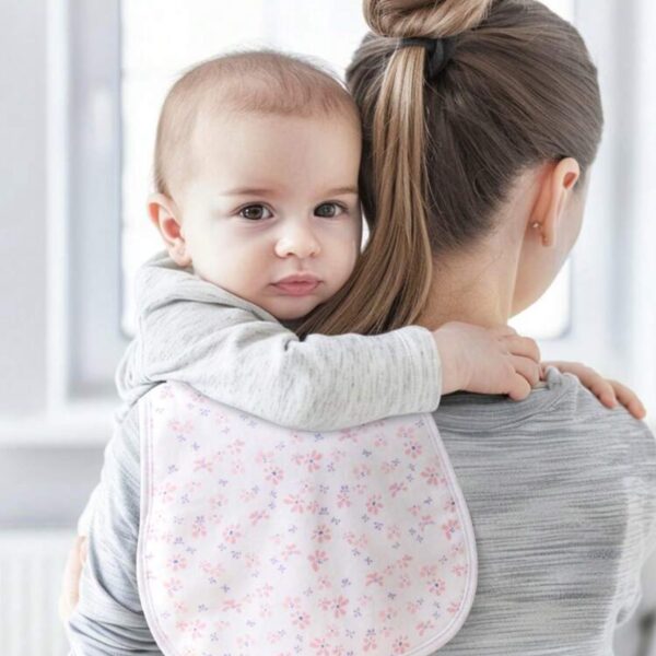 Set de 4 paños para eructos de bebé – Suaves, absorbentes y con lindos estampados