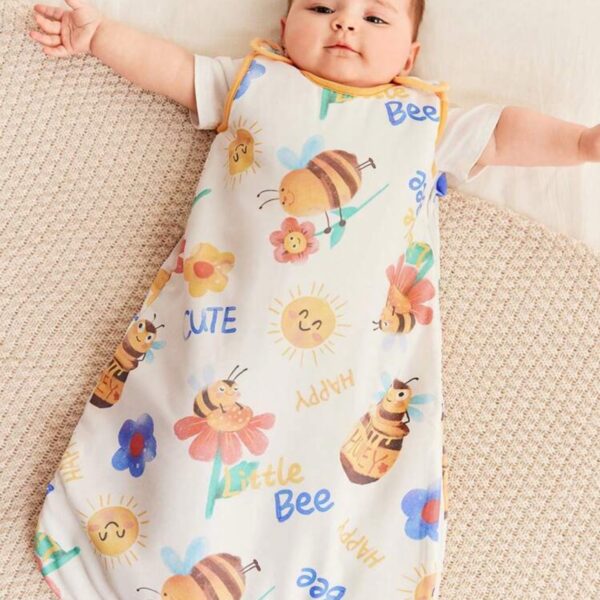 Saco de Dormir o swaddle para Bebé con Estampado de Abejas – Suave, Cómodo y Certificado Oeko-Tex
