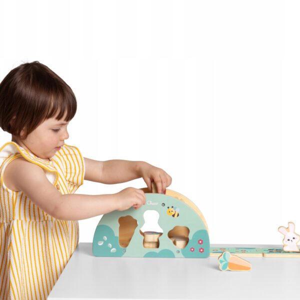 CHICCO- Juguete de Madera con Figuras para Encajar | Clasificador de Formas